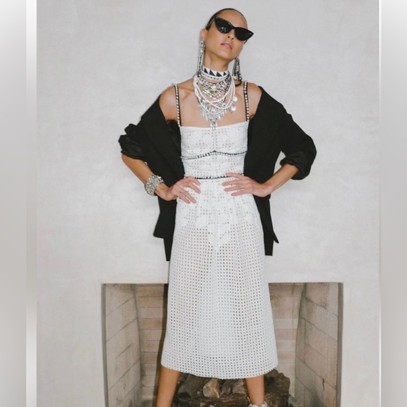 DYLAN LEX EYELET DRESS - Picture 1 of 7